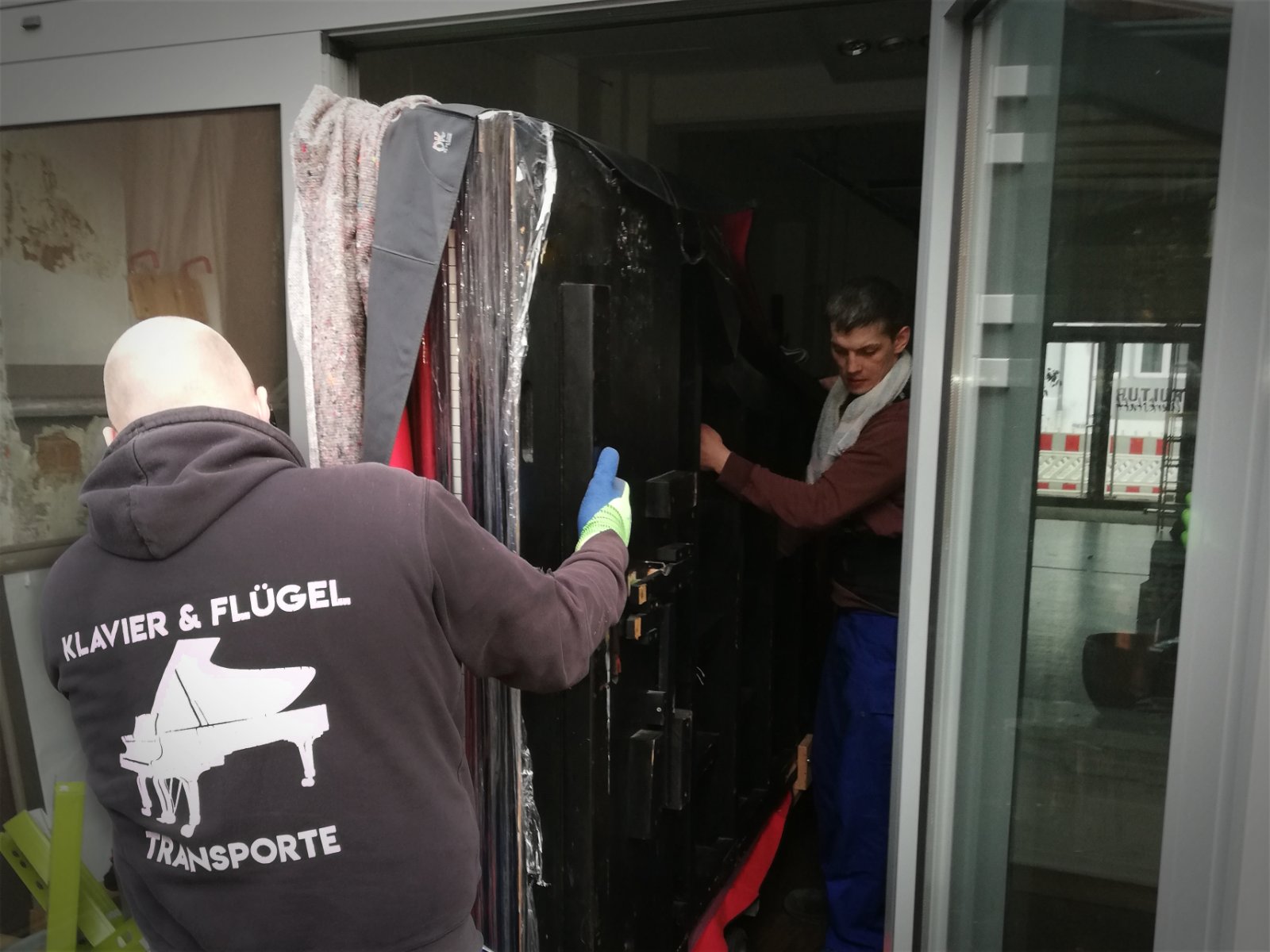 Abholung Konzertflügel